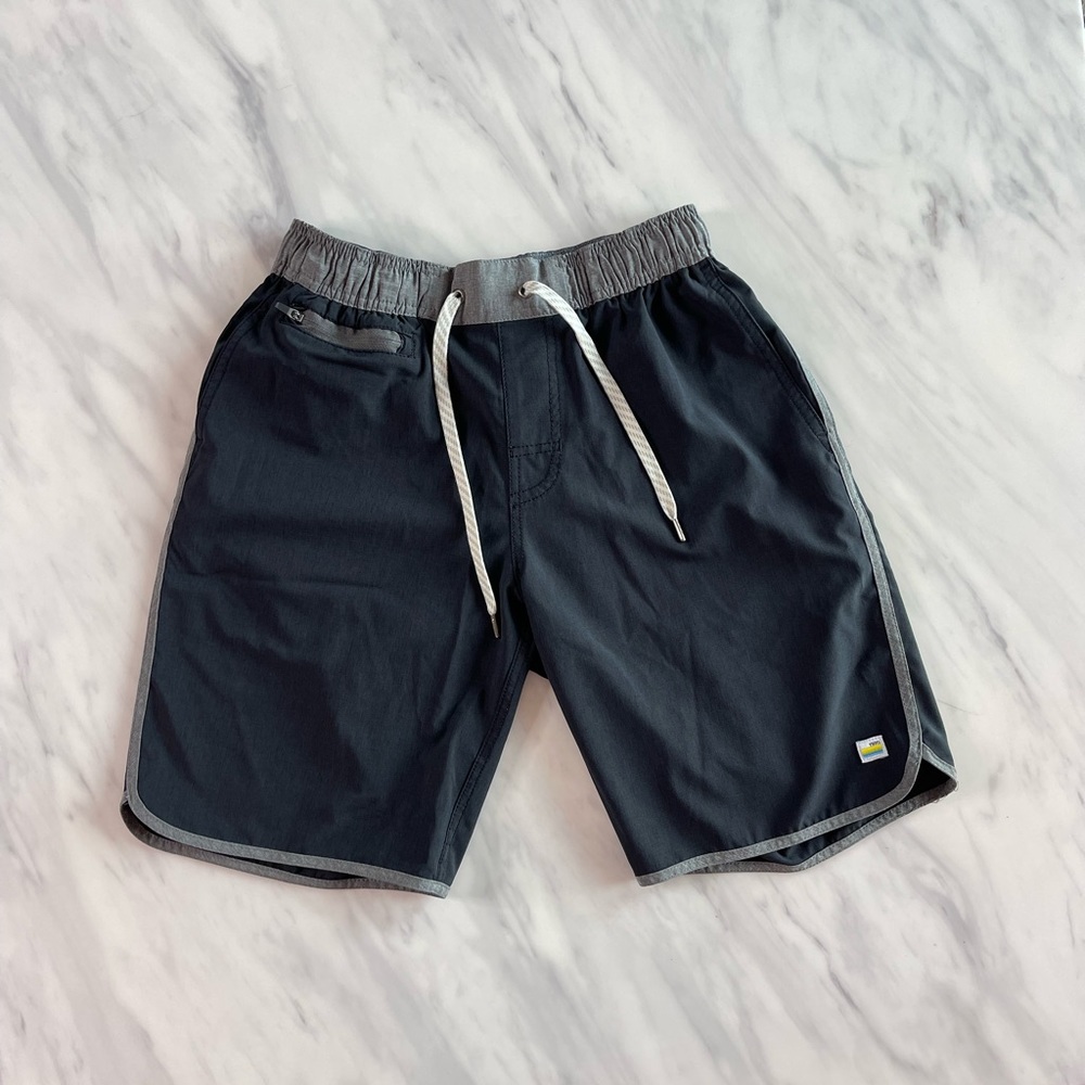 Vuori Mens shorts